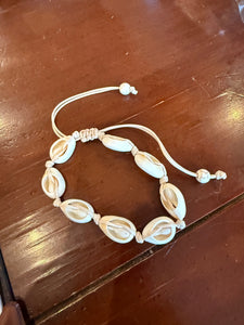 Cowry bracelet/Anklet
